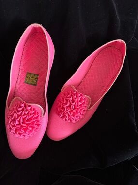 Vintage Daniel Green Comfy Slippers Shoes Hot Pink Flower Pom Pom Size 9